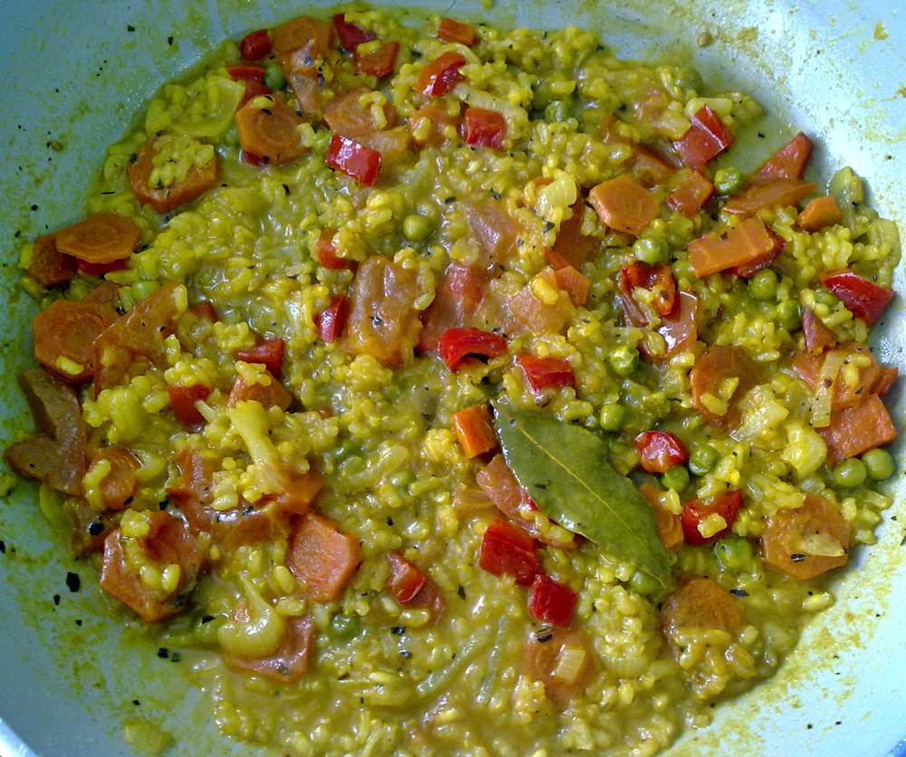 la paella es una receta que se puede hacer fácilmente vegana