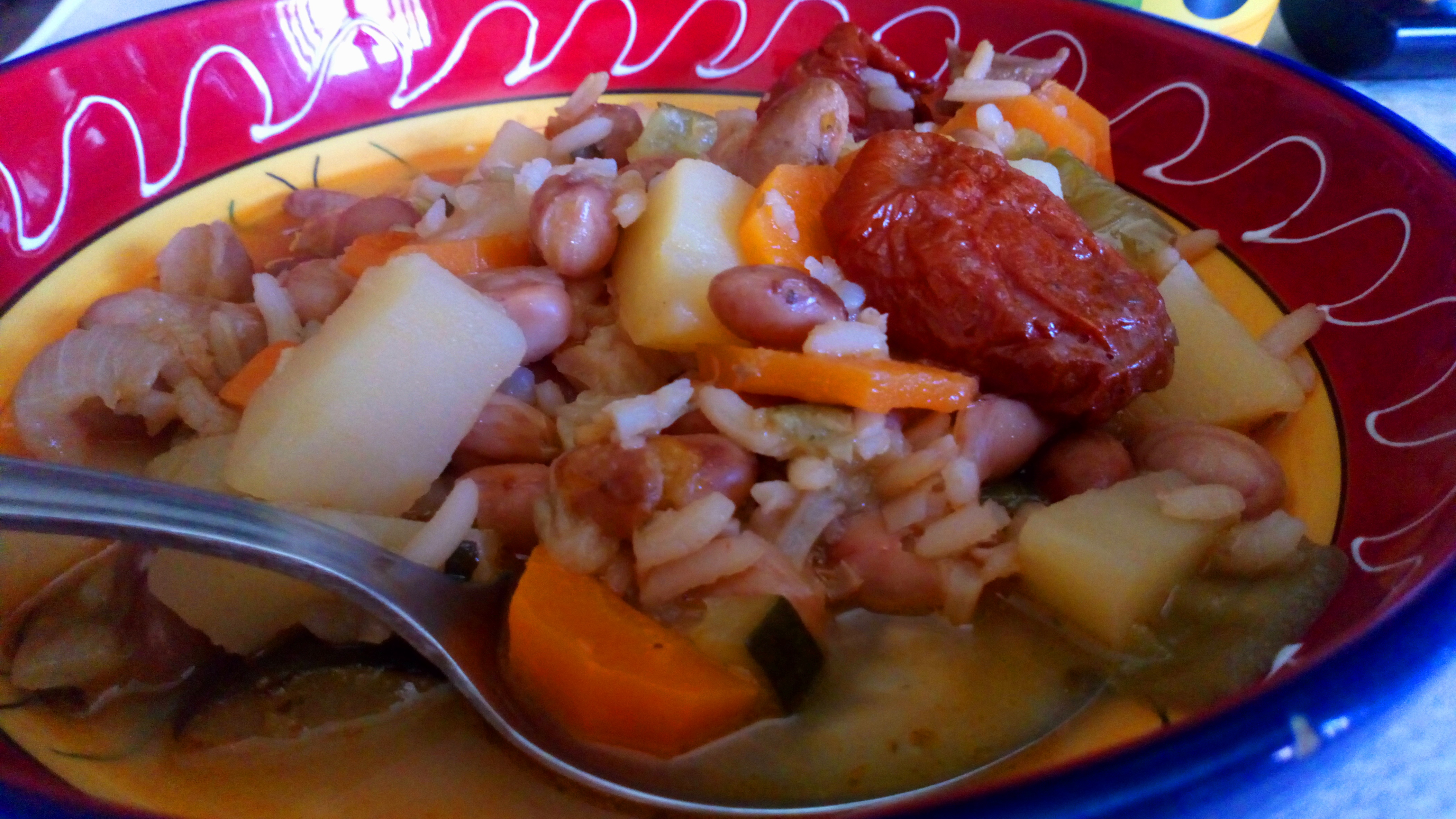 Alubias pintas con verduras y especias