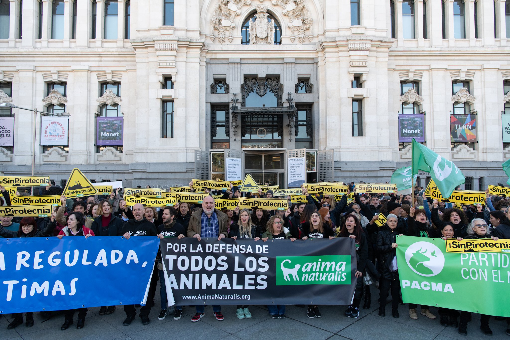Concentración contra la mascletà de Madrid