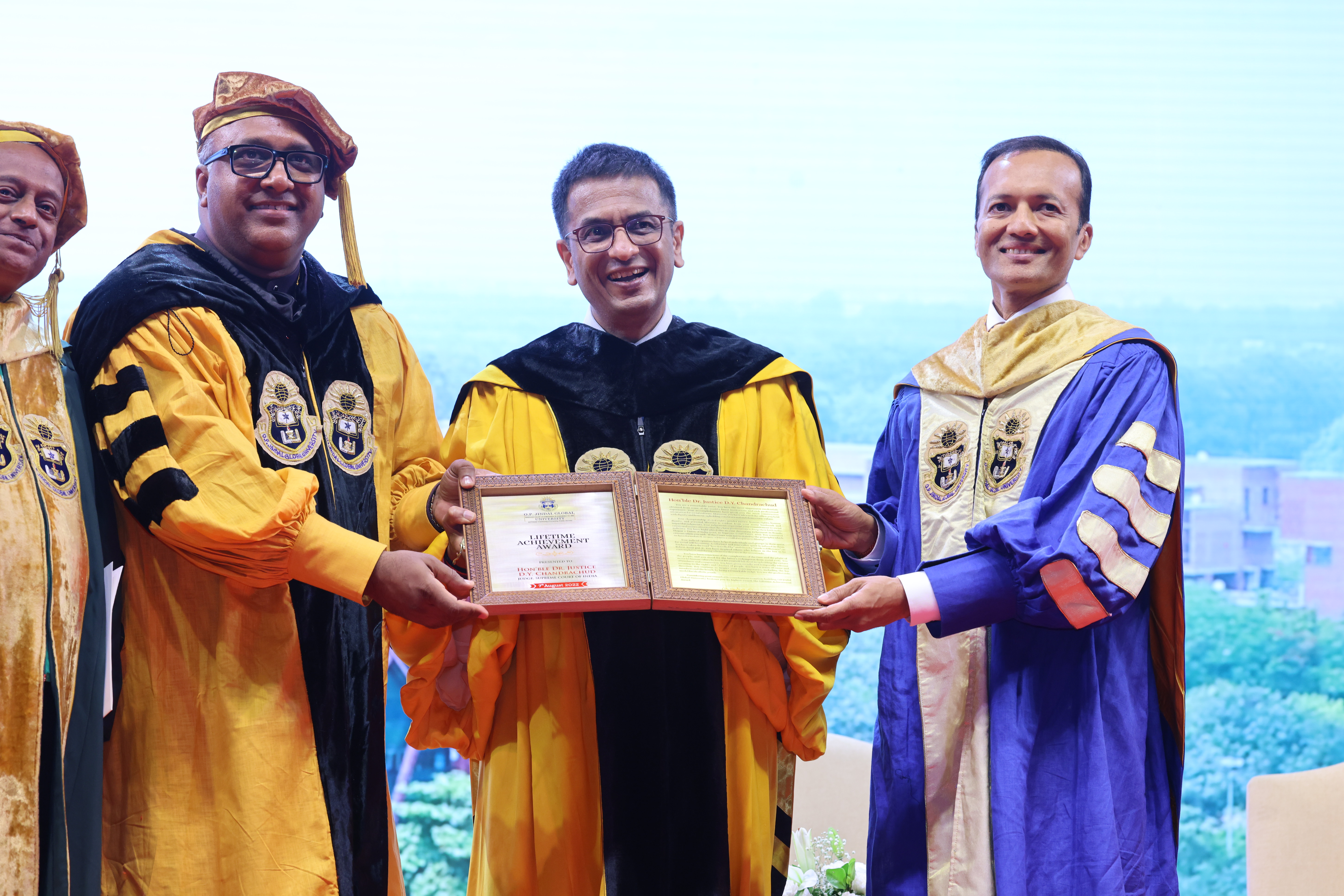 El presidente del Tribunal Supremo indio se hace vegano para «vivir sin crueldad»