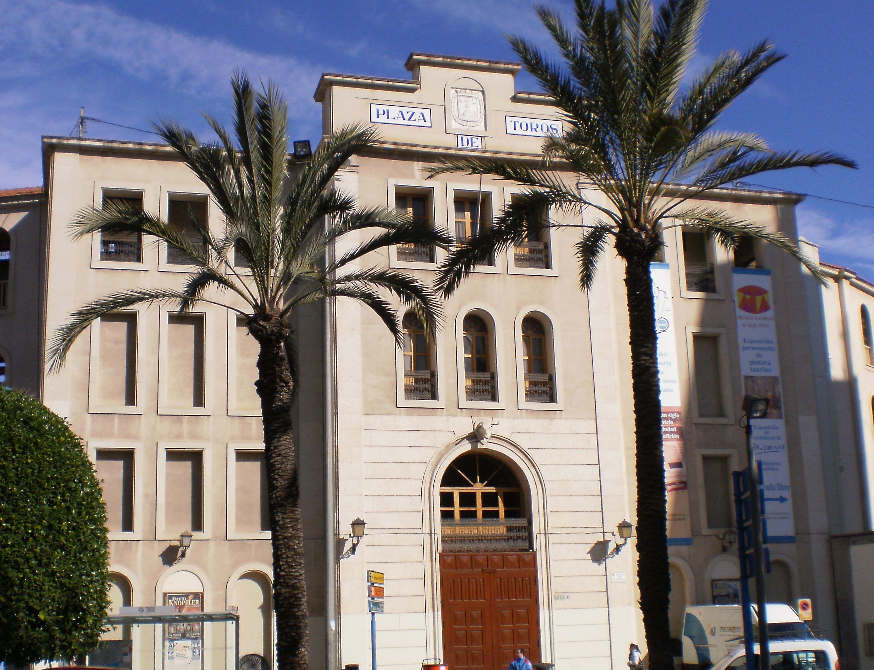 Alicante no merece una cultura financiada con sufrimiento