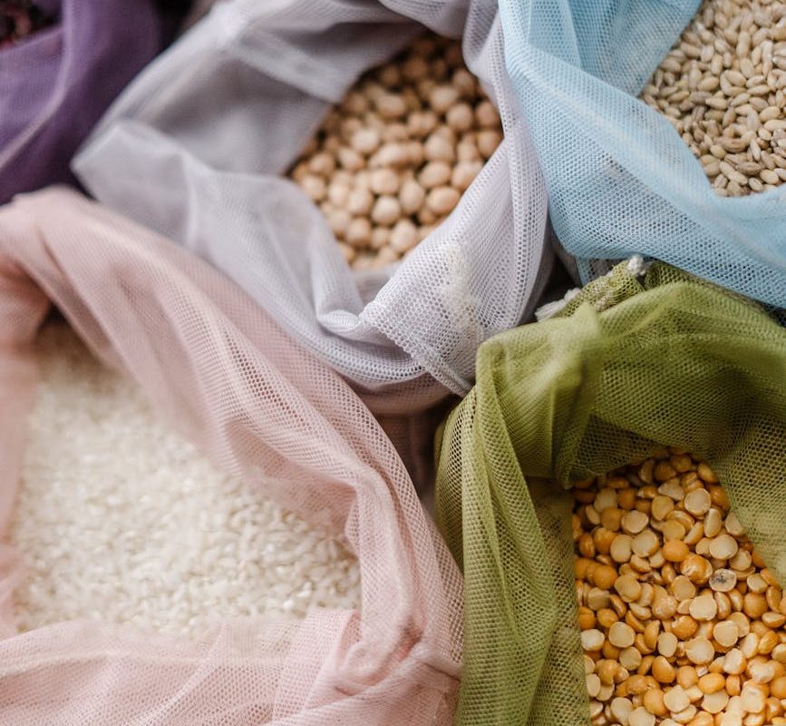 Más de un centenar de científicos españoles pide a los supermercados sumarse a la Revolución Proteica basada en vegetales