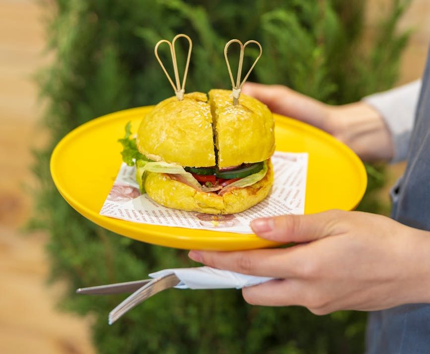 Más de 200 organizaciones piden a la Unión Europea que detenga la censura a las alternativas vegetales